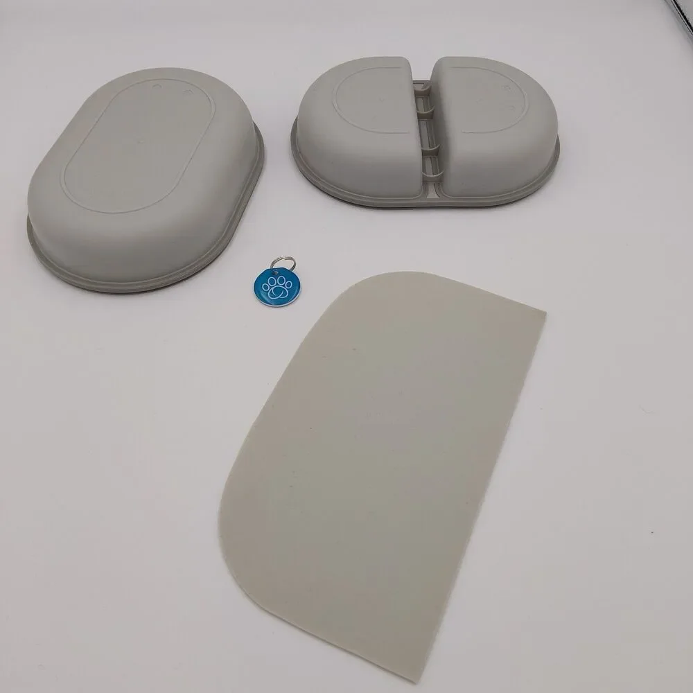 Sure Feet SureFlap Microchip Feeder- 2×Plates, Silicone Mat And Tag